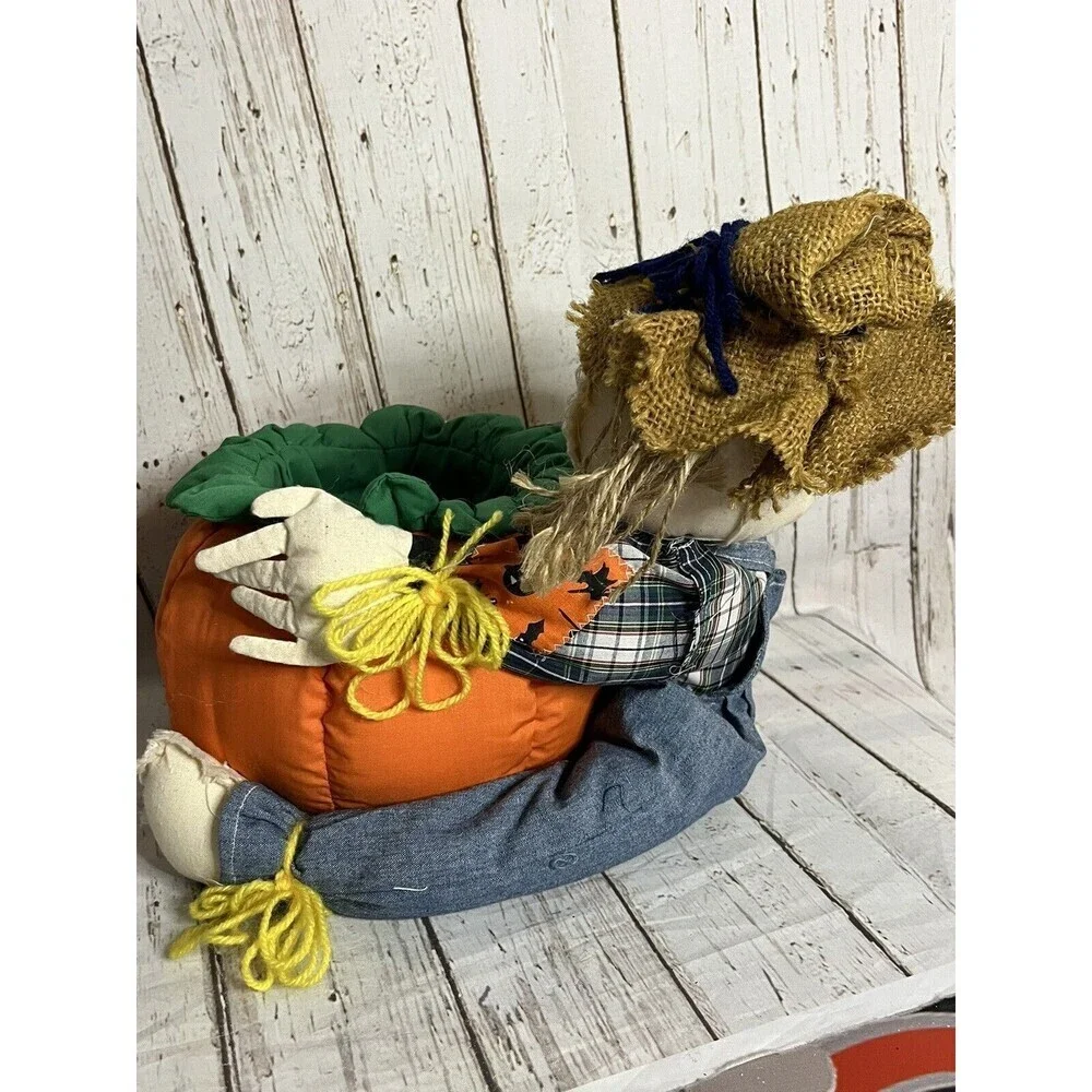Vintage 90s Plush pumpkin Scarecrow halloween candy bowl - Picture 6 of 7
